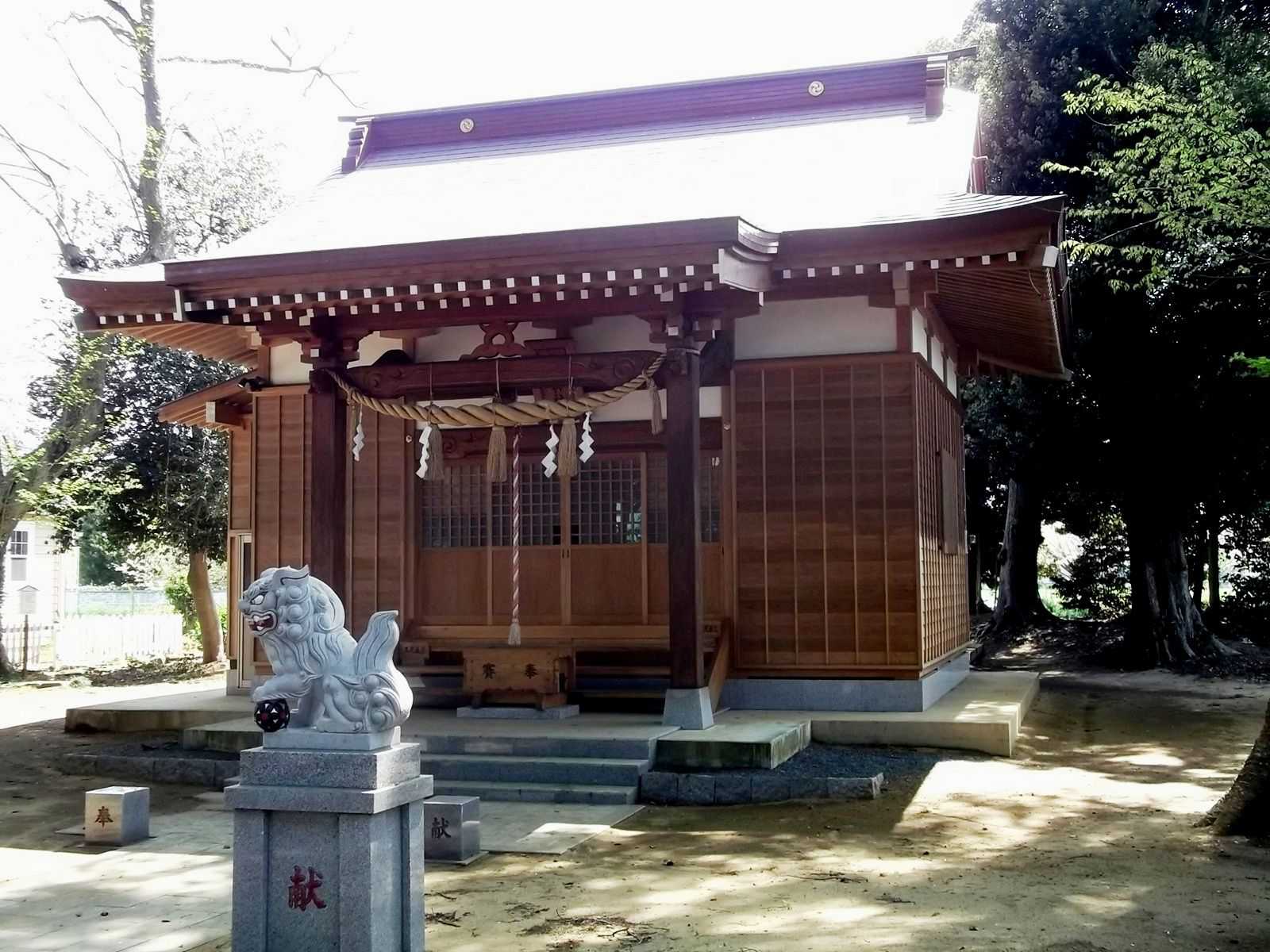 神社拝殿